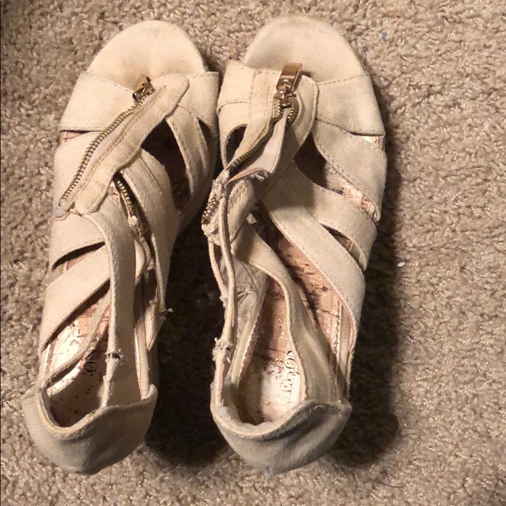 Wedge sandles